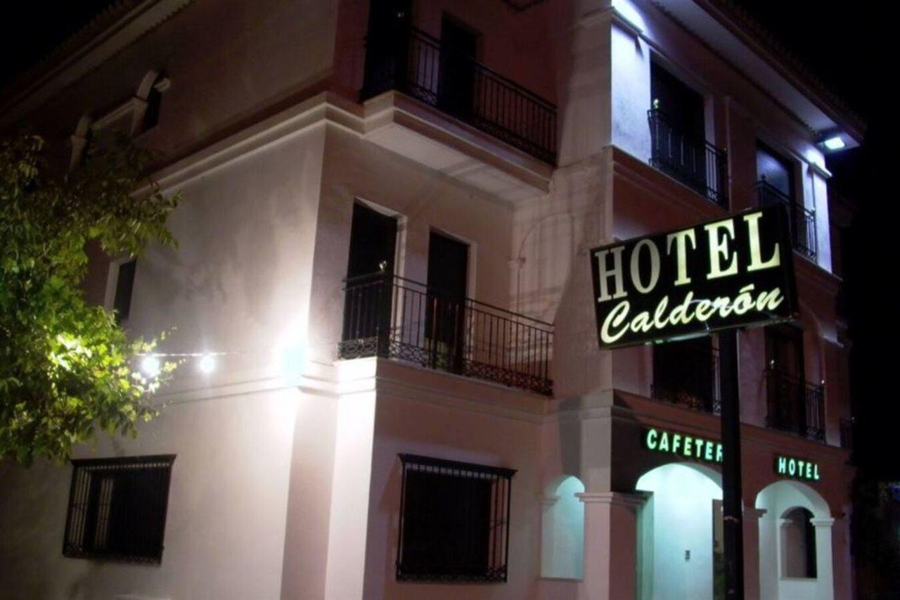 Hotel Calderon ثينيس ذي لا فيغا المظهر الخارجي الصورة