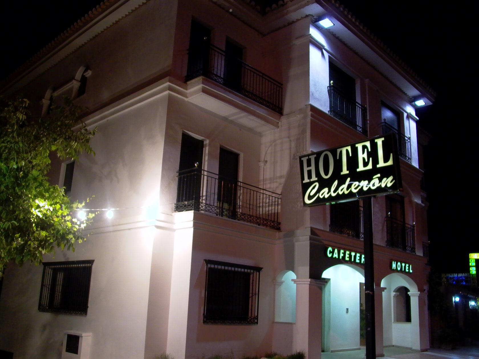 Hotel Calderon ثينيس ذي لا فيغا المظهر الخارجي الصورة